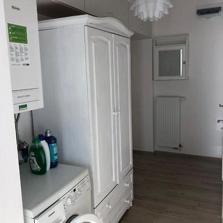 Levendula Apartman Appartamento Veszprém Esterno foto